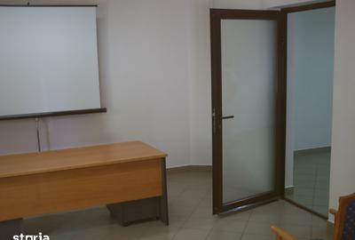Casă cu 5 camere cu Teren 231 Mp în Central - 3