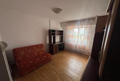 Garsoniera de inchiriat centru Pitesti