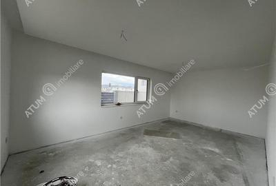 Duplex cu 4 camere cu Canalizare în Aeroport - 3