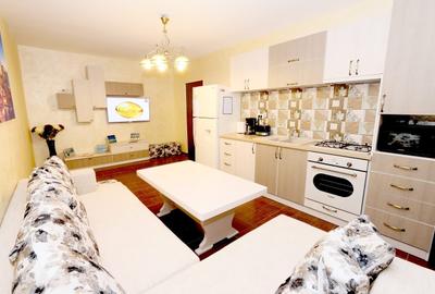 Apartament cu 3 camere decomandat, mobilat în Faleza Nord