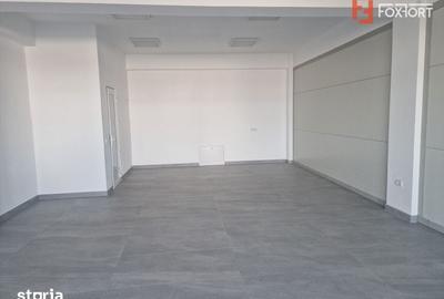 Spațiu comercial, de 53 mp, în Central - 4