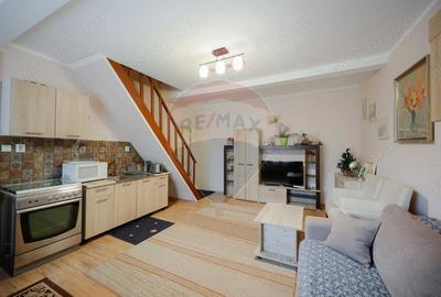 Apartament cu 4 camere decomandat în Central - 1