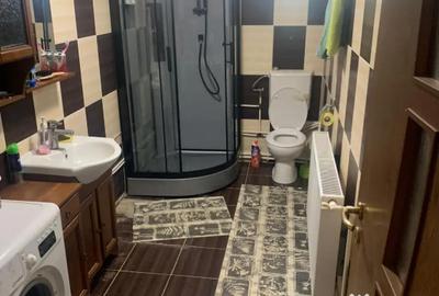 Casă cu 7 camere cu Teren 2800 Mp în Dudești - 8