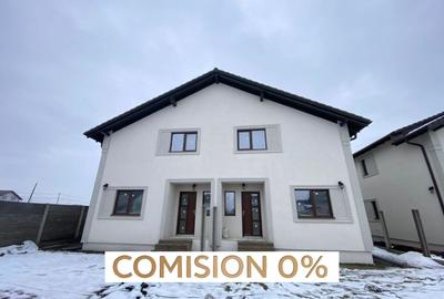 Duplex cu 4 camere cu Canalizare în Moșnița Nouă - 1