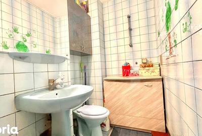 Apartament cu 3 camere în Nufărul - 9