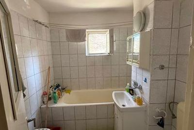 Apartament cu 3 camere în Micro 17 - 3