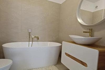 Apartament cu 3 camere semidecomandat în Central - 2