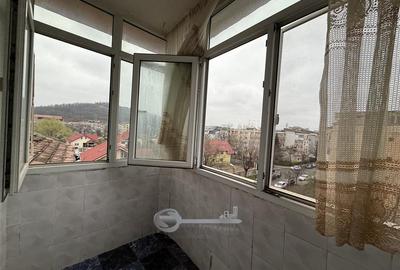 Garsonieră decomandată în Nicolina - 5