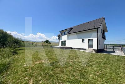 Casa de Vanzare in Cristian, Sibiu - 4 Camere, 2 Terase, Teren 486 - 25