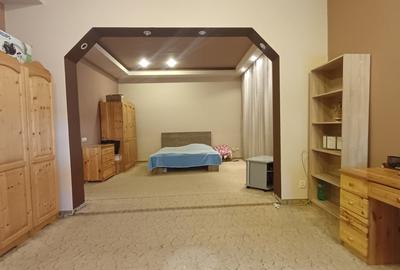 Casă individuală cu 6 camere cu Canalizare în Decebal - 3