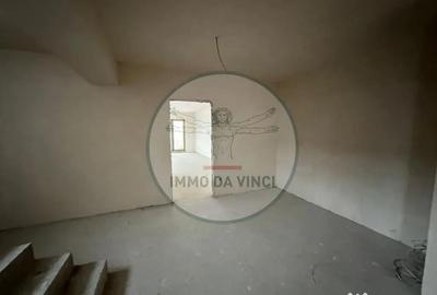 Apartament cu 5 camere decomandat în Florești - 11