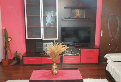 Inchiriez apartament 2 camere Piata Mica, parter, complet mobilat ?i utilat