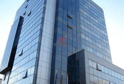 Spațiu comercial, de 13,050 mp, în Unirii