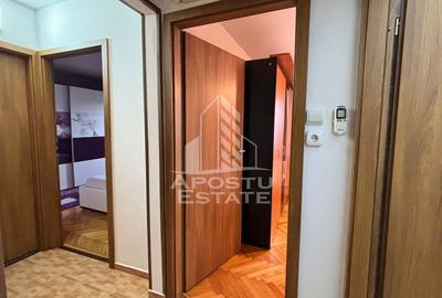 Apartament cu 3 camere decomandat în Girocului - 9
