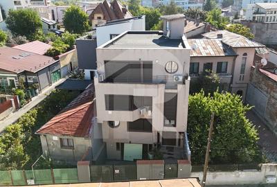 Vila situata in inima Bucurestiului – langa JW Marriott, Casa Poporului si Cated - 1