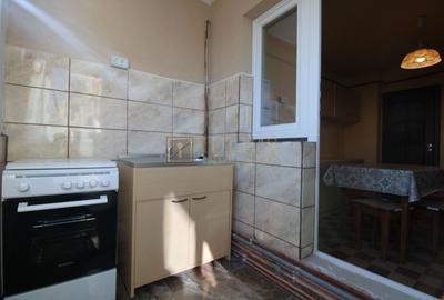 Apartament cu 5 camere semidecomandat, mobilat în Central - 13