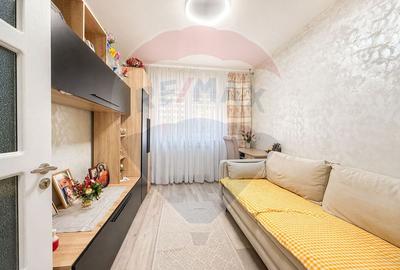 Apartament cu 3 camere decomandat în Orizont - 3