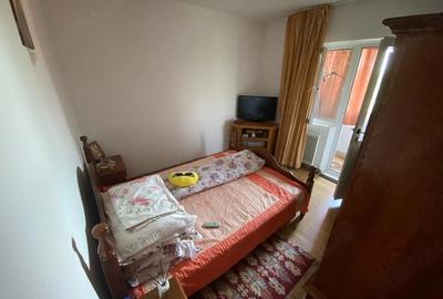 Apartament cu 3 camere decomandat în Central - 3