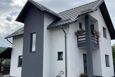 Casă cu 4 camere în Gherăiești - 6