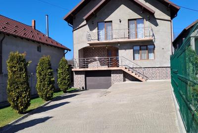 Casă cu 4 camere în Făgetu