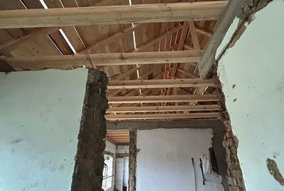 Casă cu 4 camere cu Teren 515 Mp în Central - 2