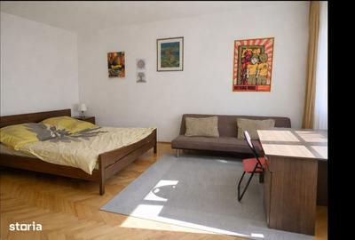 Casă cu 3 camere cu Teren 27 Mp în Central