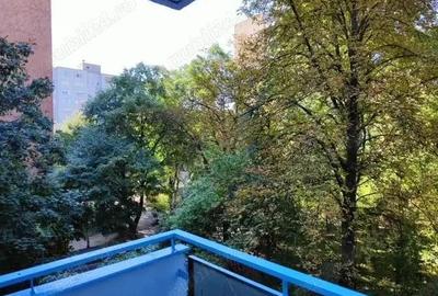 Apartament cu 3 camere semidecomandat, mobilat în Take Ionescu - 2