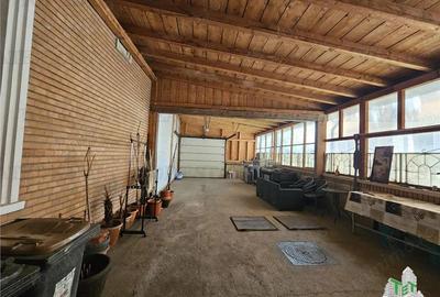 Casa spatioasa si versatila de vanzare in Eforie Nord ideala pentru locuinta + afacere! - 7