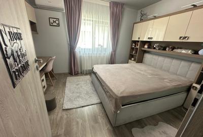 Casă cu 5 camere cu Teren 180 Mp în Prelungirea Ghencea - 26