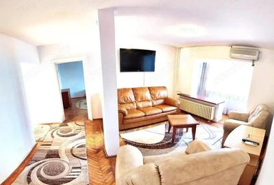 Apartament spatios cu 4 camere - renovat- decomandat - zona Unirii