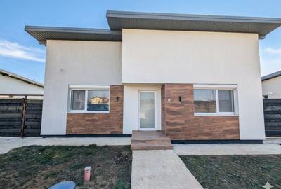 Casă individuală cu 3 camere cu Canalizare în Balotești - 2