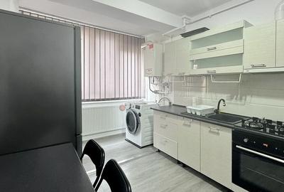 Apartament cu 2 camere semidecomandat, mobilat în Central