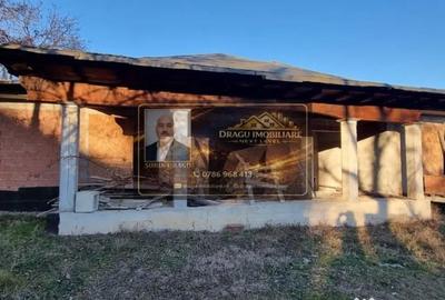 Casă cu 4 camere cu Teren 1168 Mp în Păunești - 4