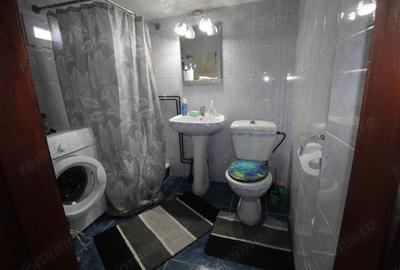 Casă cu 6 camere cu Teren 5755 Mp în Iași-Gorj - 18