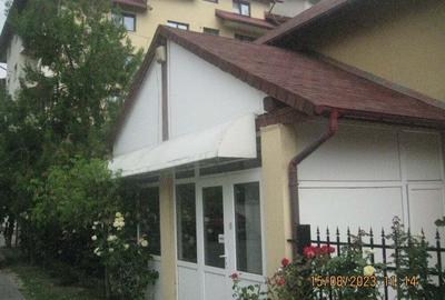 Casă cu 4 camere cu Teren 237 Mp în Tancodrom - 2