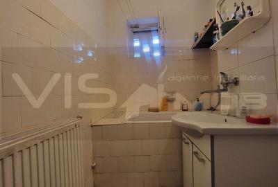 Apartament cu 3 camere în Central - 2