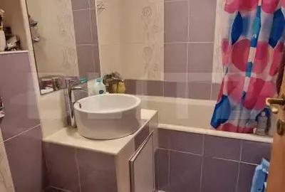 Apartament cu 3 camere semidecomandat în Semicentral - 2