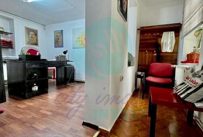 Casă individuală cu 8 camere cu Canalizare în Parcul Carol - 8