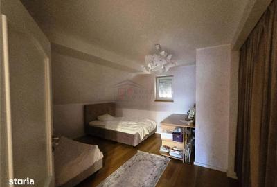 Casă cu 5 camere cu Teren 1000 Mp în Șcheia - 4