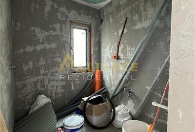 Casă cu 4 camere cu Teren 150 Mp în Central - 6