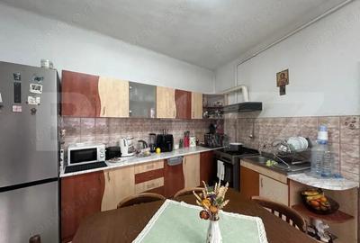 Apartament cu 3 camere decomandat, mobilat în Central - 2