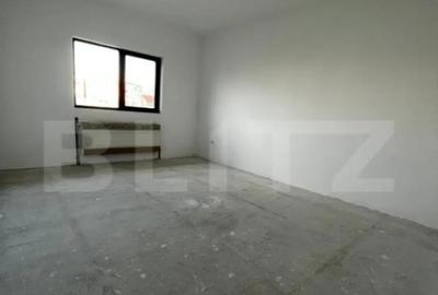 Casă cu 7 camere cu Teren 500 Mp în Micro 11 - 1