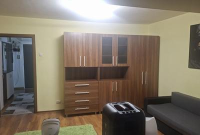 Garsonieră decomandată în Central - 3