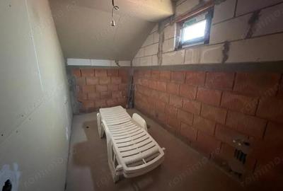 Casă cu Teren 725 Mp în Central - 12