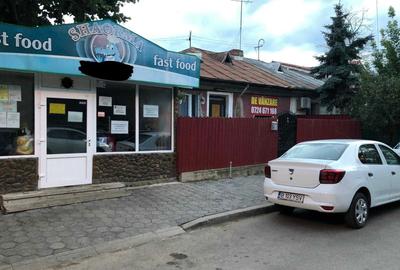 Casă cu 3 camere cu Teren 300 Mp în Central - 2