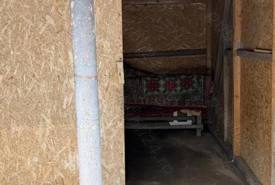 Casă cu Teren 891 Mp în Grădiștea - 1