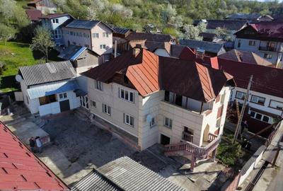 Casa cu teren in zona Dambovi?a - 4