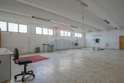 Spatiu comercial de 2,491mp de vanzare in zona Bartolomeu - 9