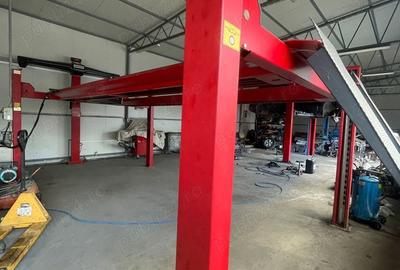 Spațiu comercial, de 35 mp, în Central - 6