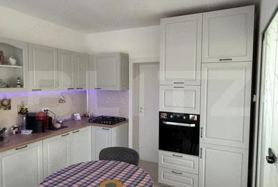 Casă cu 4 camere cu Teren 378 Mp în Albert - 10